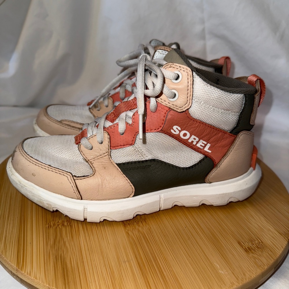 Sorel Kinetic Breakthru Day Lace Sneakers Peach Clay NL4885-125 Womens 6.5